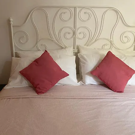 Il Dei Viaggiatori Bed & Breakfast *